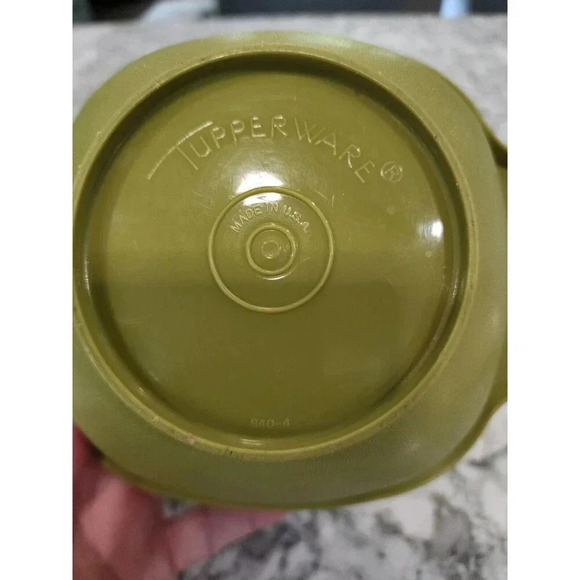 2 Tupperware Containers Green & Yellow Bowls 840-4 With Sunburst Lids Vintage - Picture 5 of 5